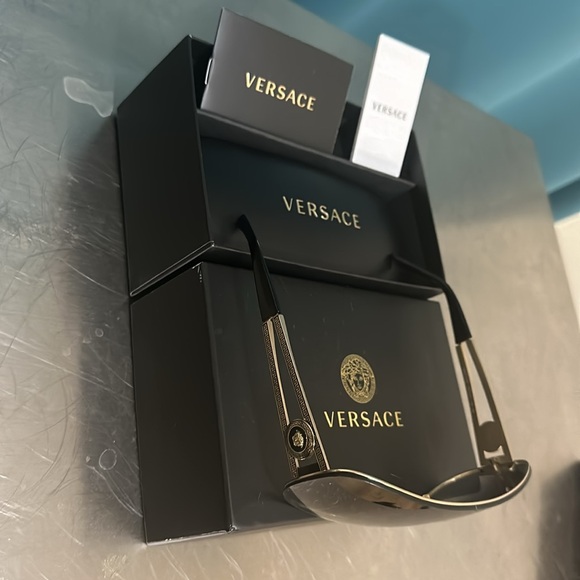 New - Picture 5 of 9